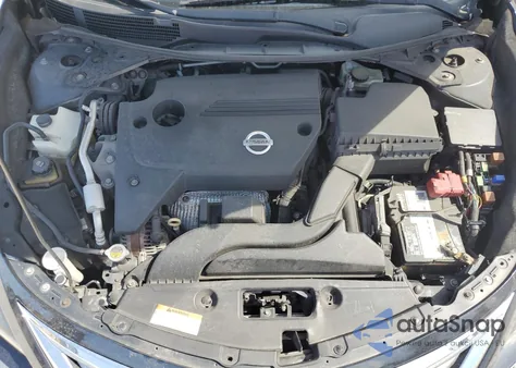 2015 Nissan Altima 2.5 z USA, uszkodzony, nr VIN 1N4AL3AP5FC281198